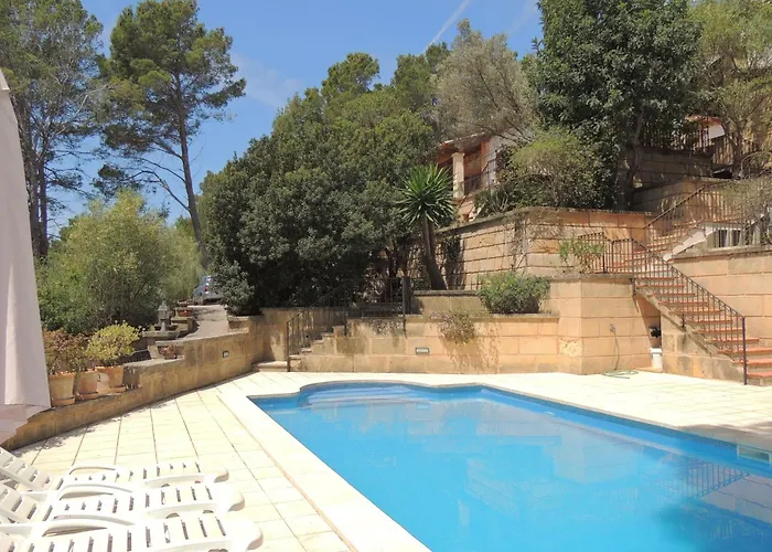 Villa En Andratx Con Piscina Privada