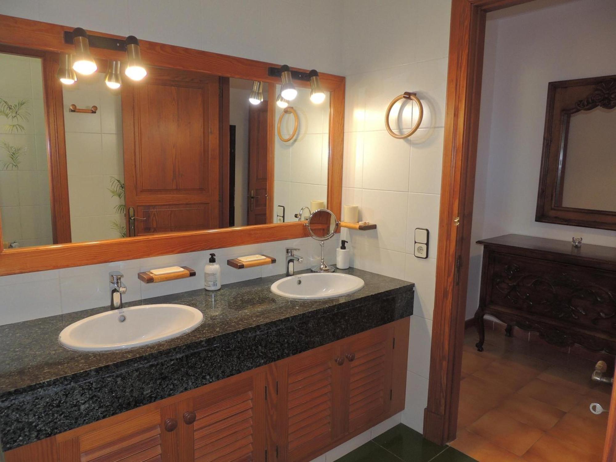 Ferienhaus En Con Piscina Privada